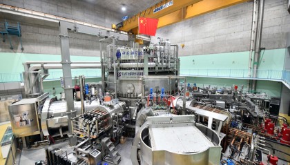  诺伊尔复出即创德甲零封纪录  