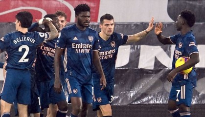  曼联租借巨星表现亮眼，滕哈赫改革见成效  