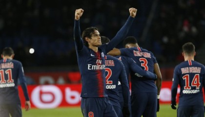  巴黎圣日耳曼主场大胜领跑积分榜  